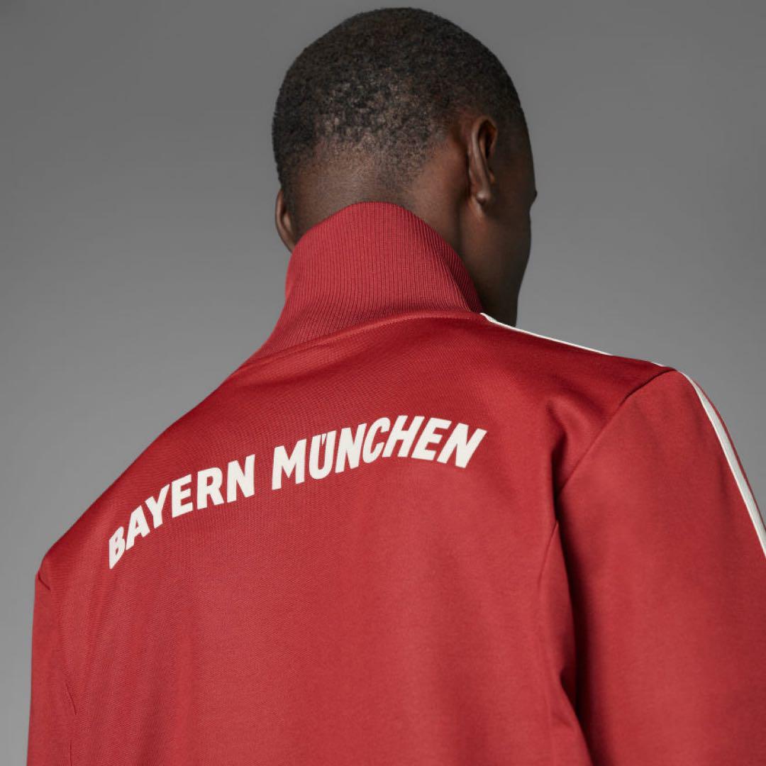 adidas FCバイエルン トラックトップ（ジャージ）