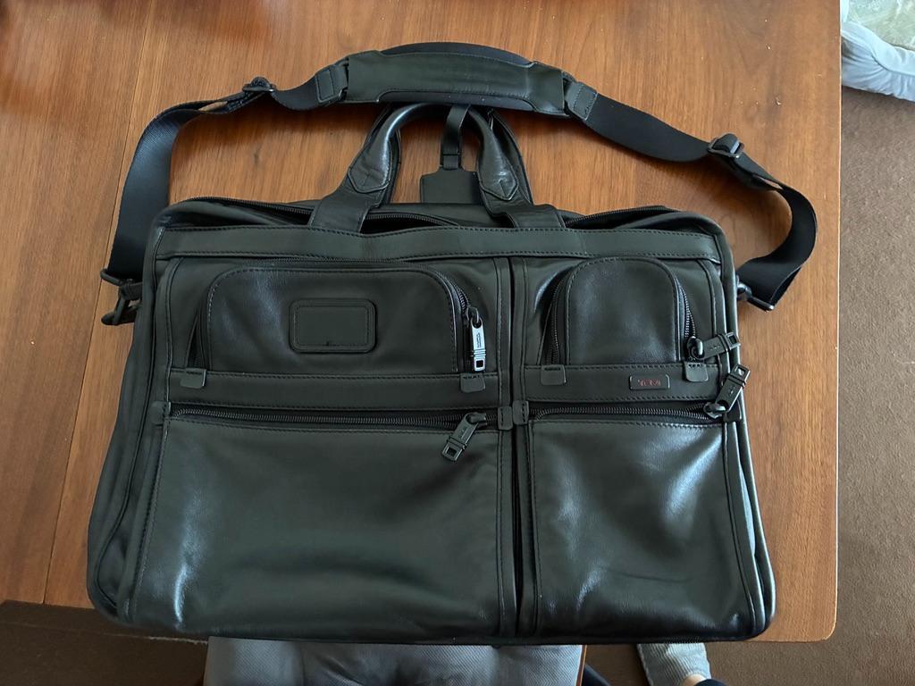 TUMI　ビジネスバッグ　レザー　EXP　オーガナイザー黒　96160DH