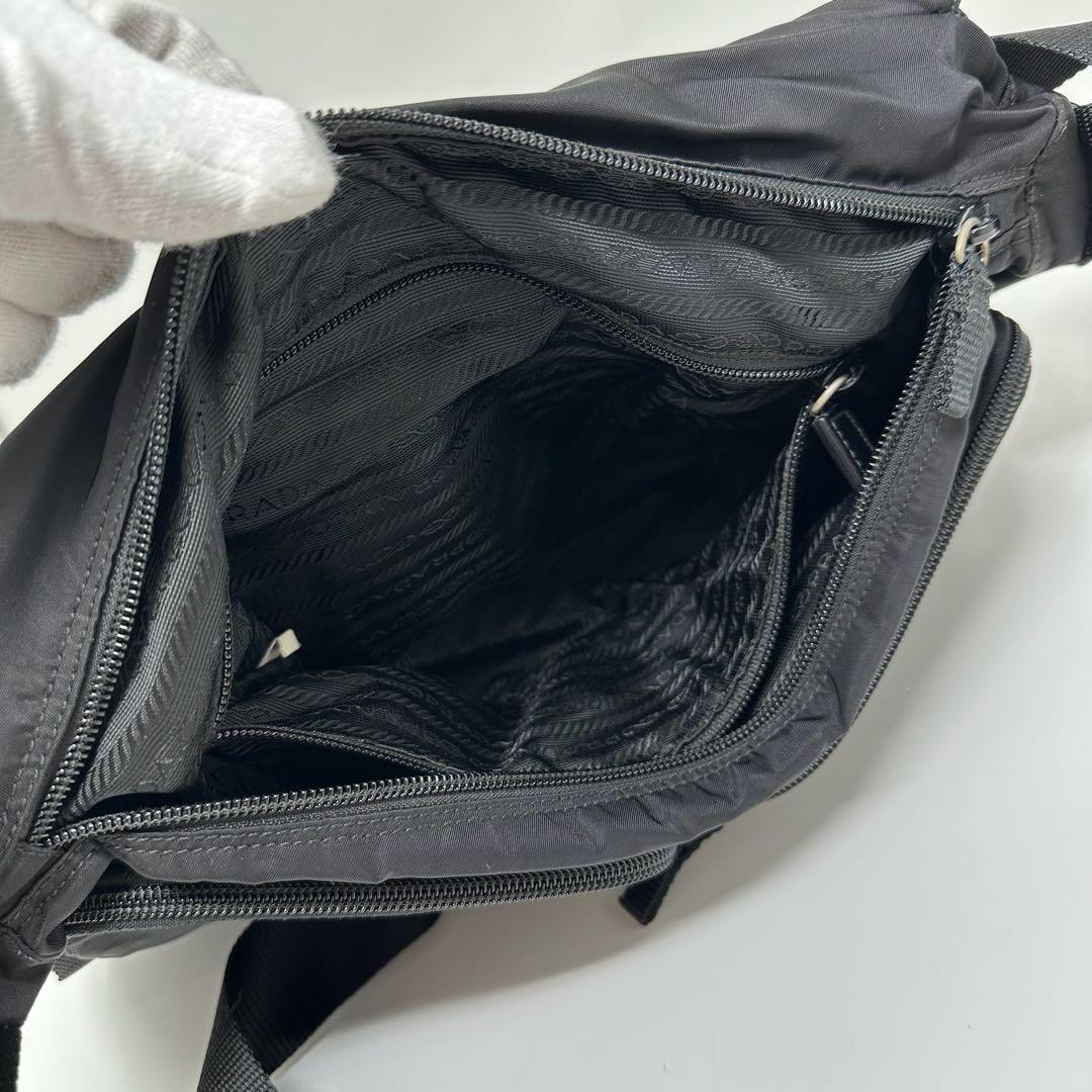 【美品】 PRADA プラダ メッセンジャーバッグ ナイロン NERO w18 【美品】 PRADA プラダ メッセンジャーバッグ ナイロン NERO w18