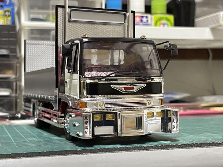 デコトラ‼️1/32 4tクルージングレンジャー平(制作途中