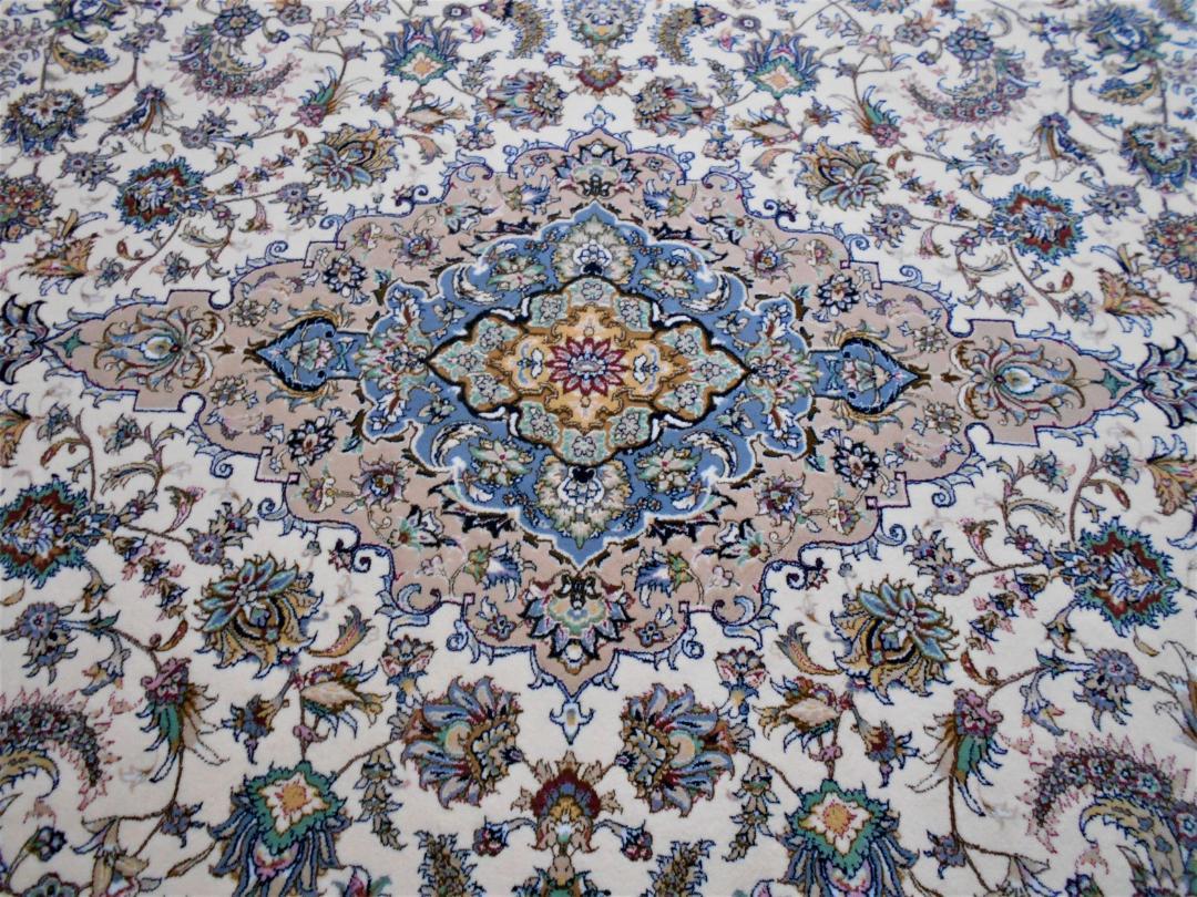 170万ノット！輝く、多色織絨毯！本場イラン産 150×225cm‐200981