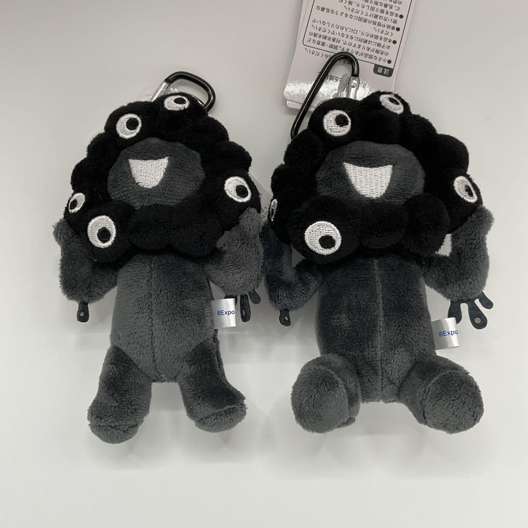 大阪万博 黒ミャクミャク カラビナ付きマスコット 立ち&座り 2