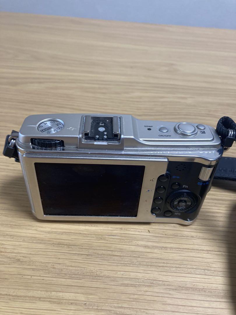 OLYMPUS PEN E-P1 コンパクトデジタルカメラ