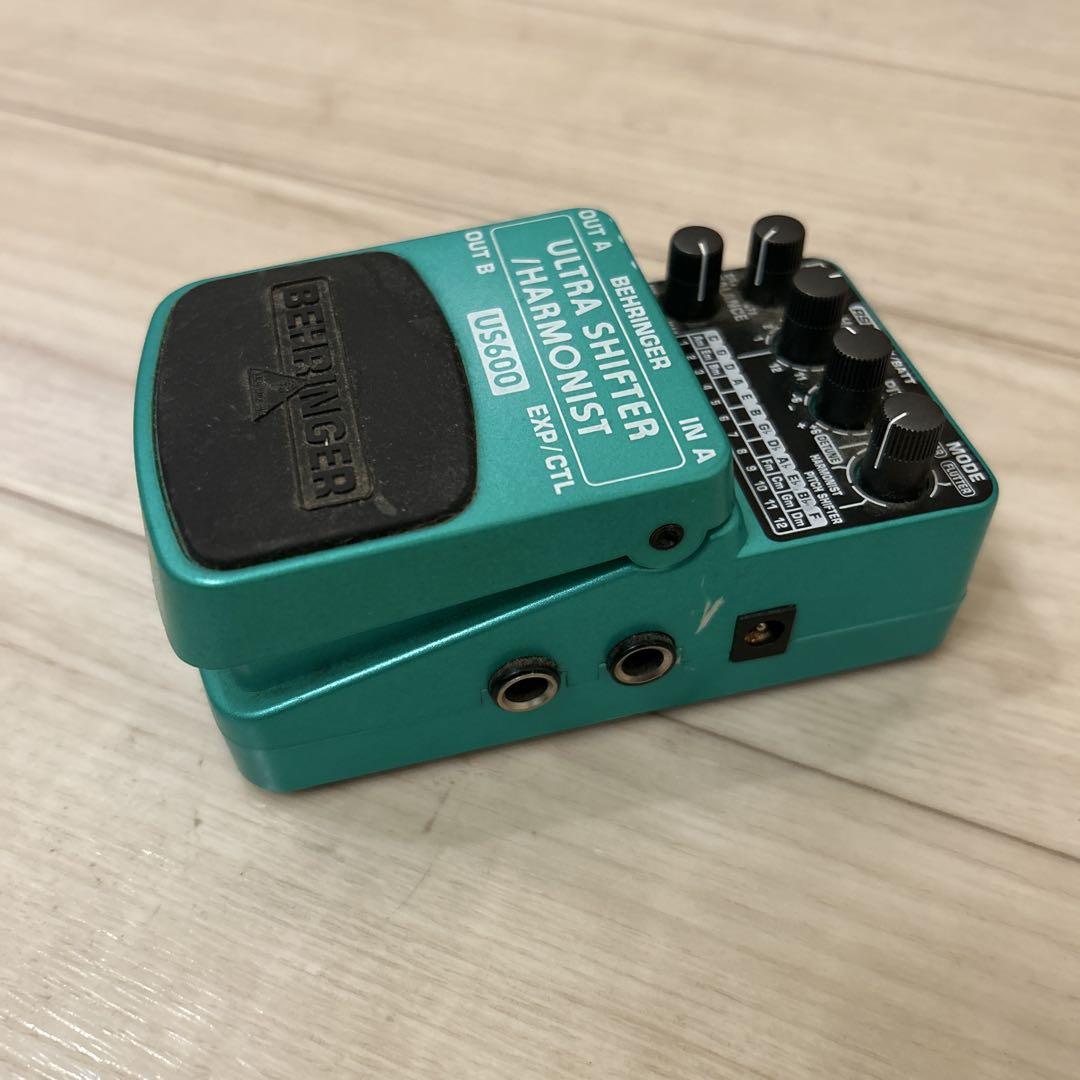 ギター BEHRINGER US600 ULTRA SHIFTER HARMONIST