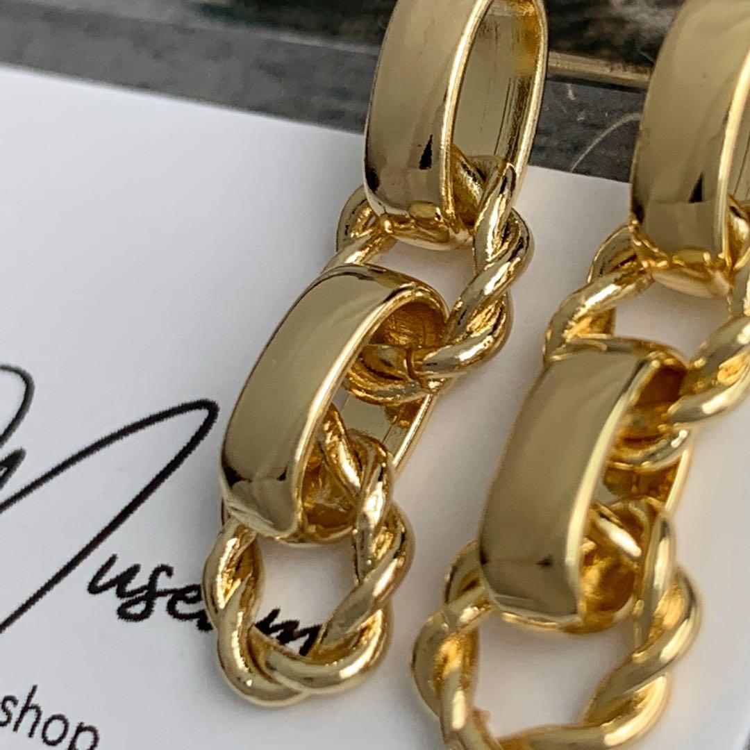 PartsMuseum高品質デザポス・ゴールドチェーンピアス・1ペア325円