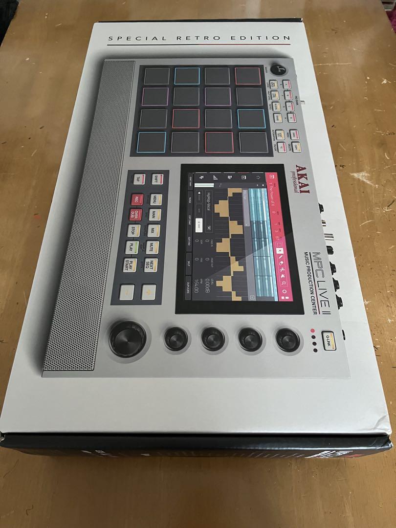 2 RETRO