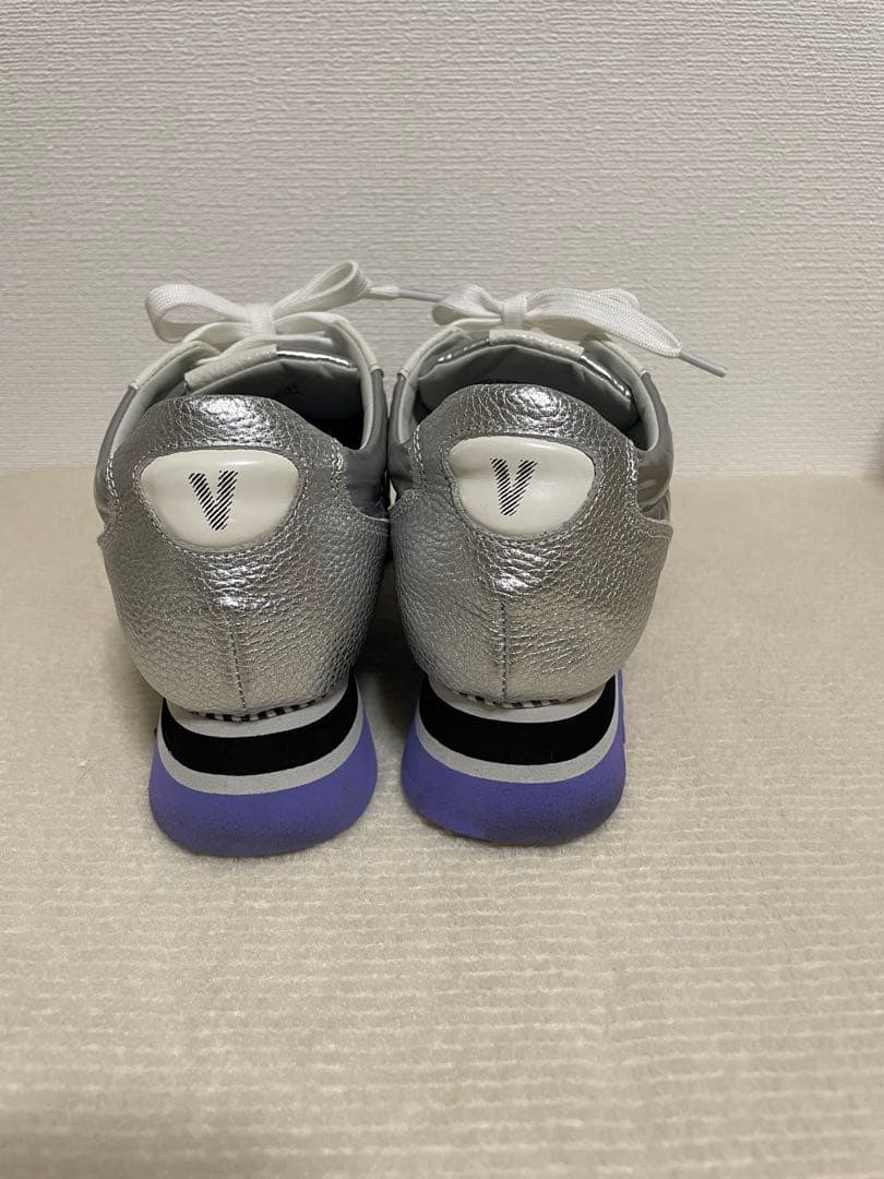 スニーカー23.5cm・VEGE