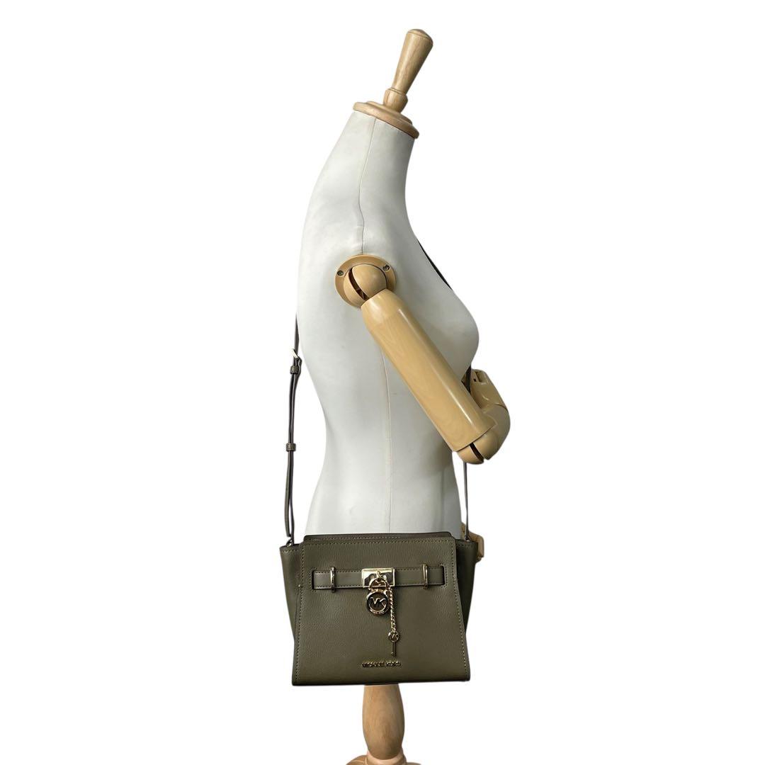 未使用級　マイケルコース　s82 ハミルトン　レザー　ショルダーバッグ　カーキ