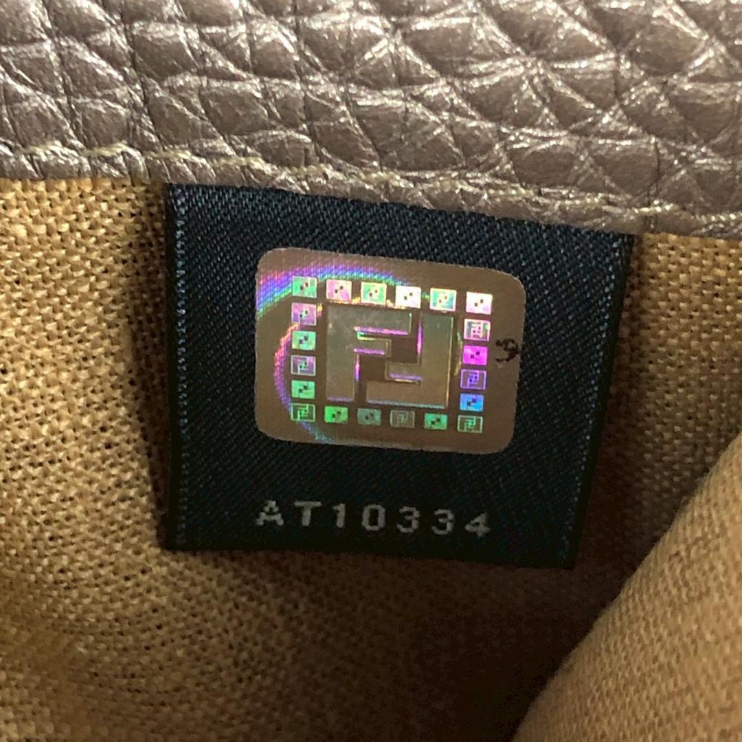 FENDI フェンディ セレリア 二つ折り 長財布 グレー シルバー メンズ FENDI フェンディ セレリア 二つ折り 長財布 グレー シルバー メンズ