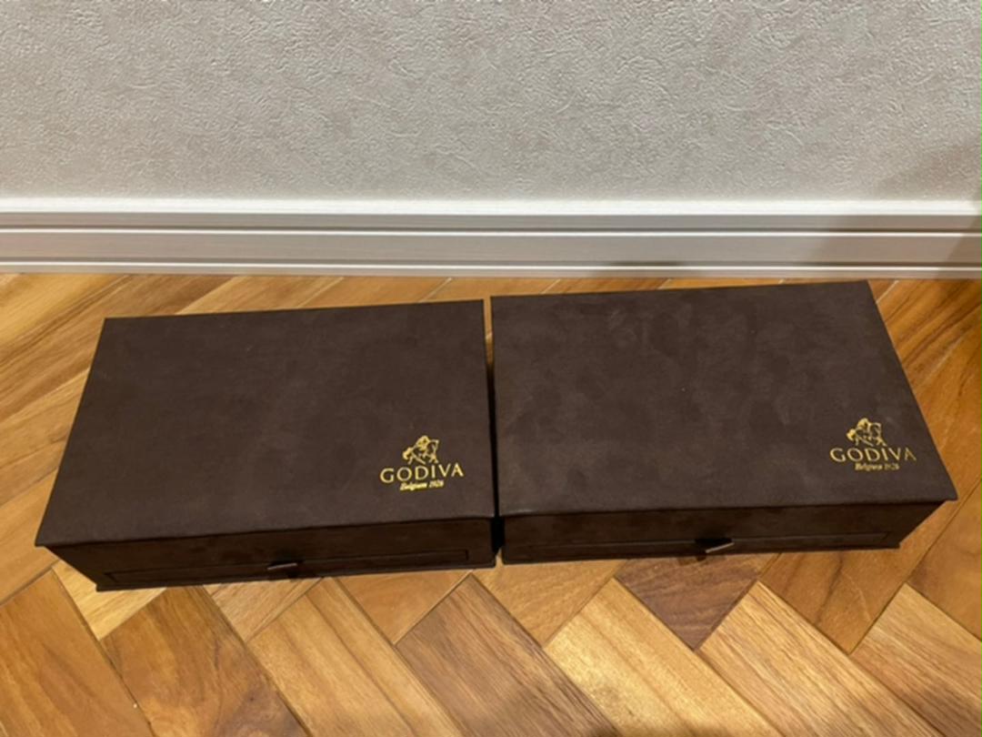 GODIVA ゴディバ 空箱 2つ - メルカリ GODIVA ゴディバ 空箱 2つ - メルカリ