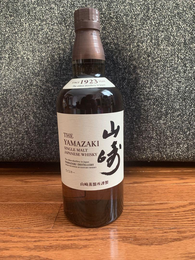 サントリー　山崎ウイスキー　700ml