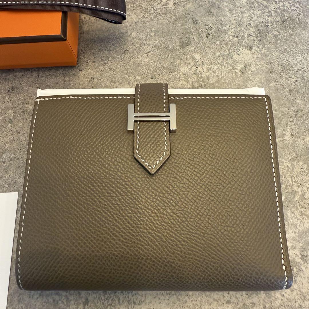 HERMES ベアン コンパクト エトゥープ シルバー金具 二つ折り