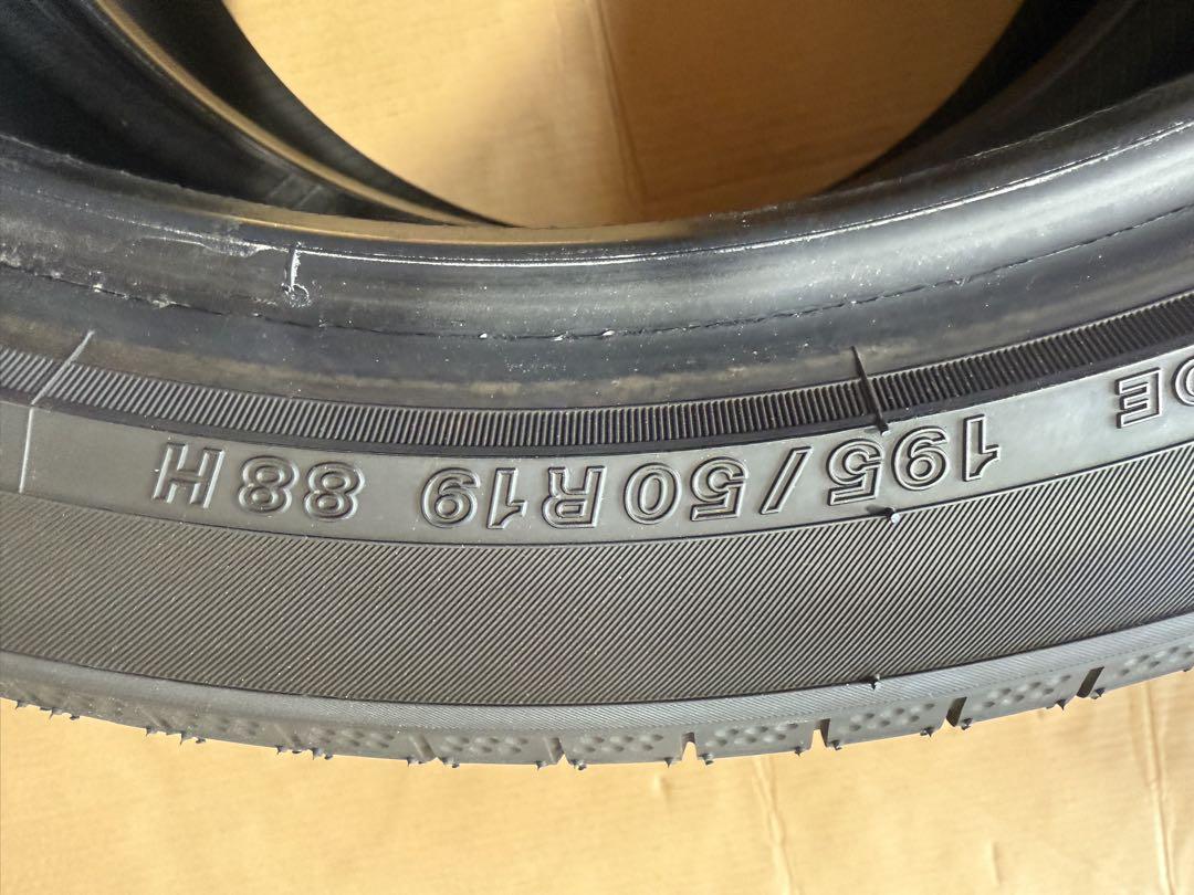 ヨコハマブルーアースGT AE51 195/50r19 88h 60プリウス ①