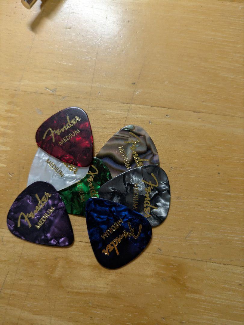 Fenderエレアコ　シャンパンゴールド