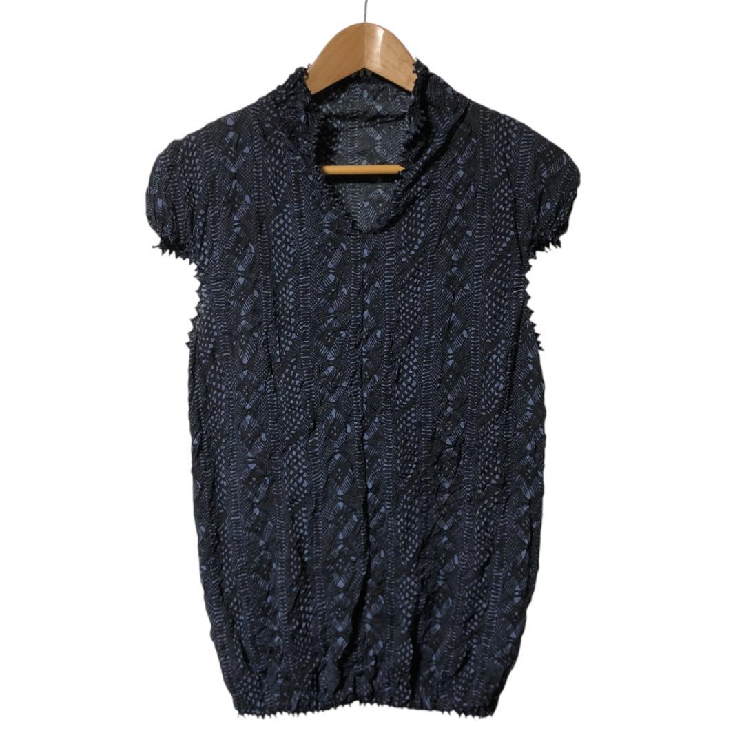 HaaT ISSEY MIYAKE シワ加工 総柄 ブラウス カットソー 2