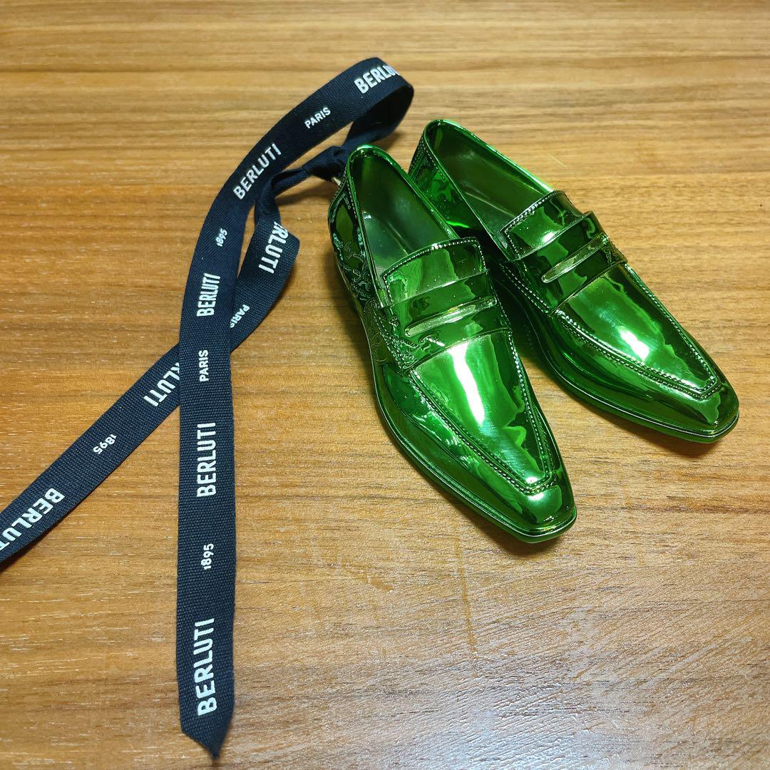 ベルルッティノベルティチャーム BERLUTI ベルルッティ バッグチャーム キーリング オーナメント
