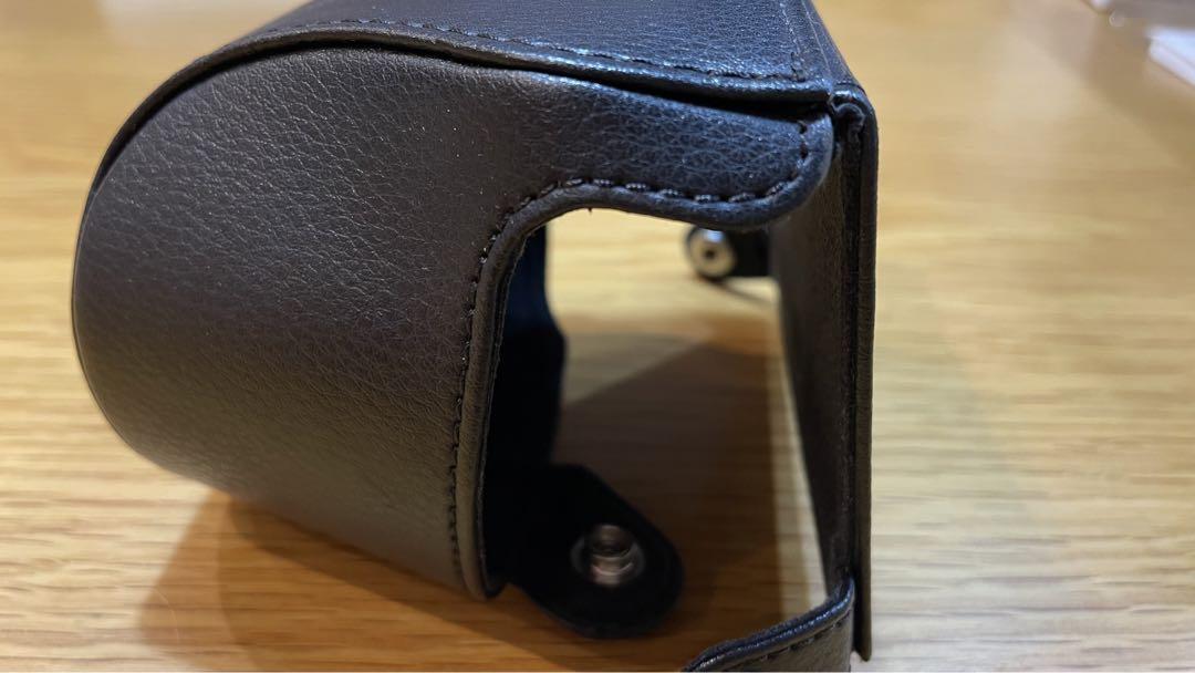 美品 Nikon 1 J5 ニコン 動作確認済 WI-Fi機能4Kムービー高画質