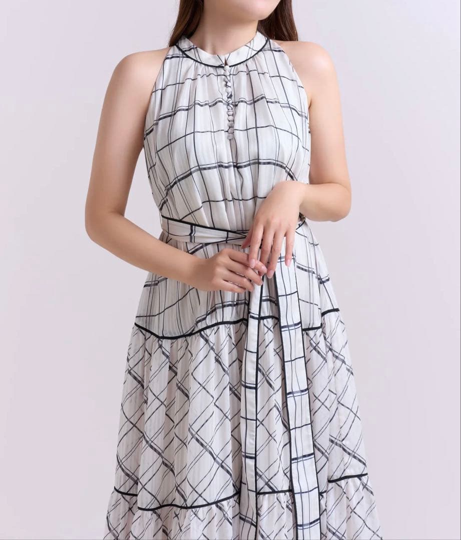 即日発送　Herlipto Anduze Belted Check Dress