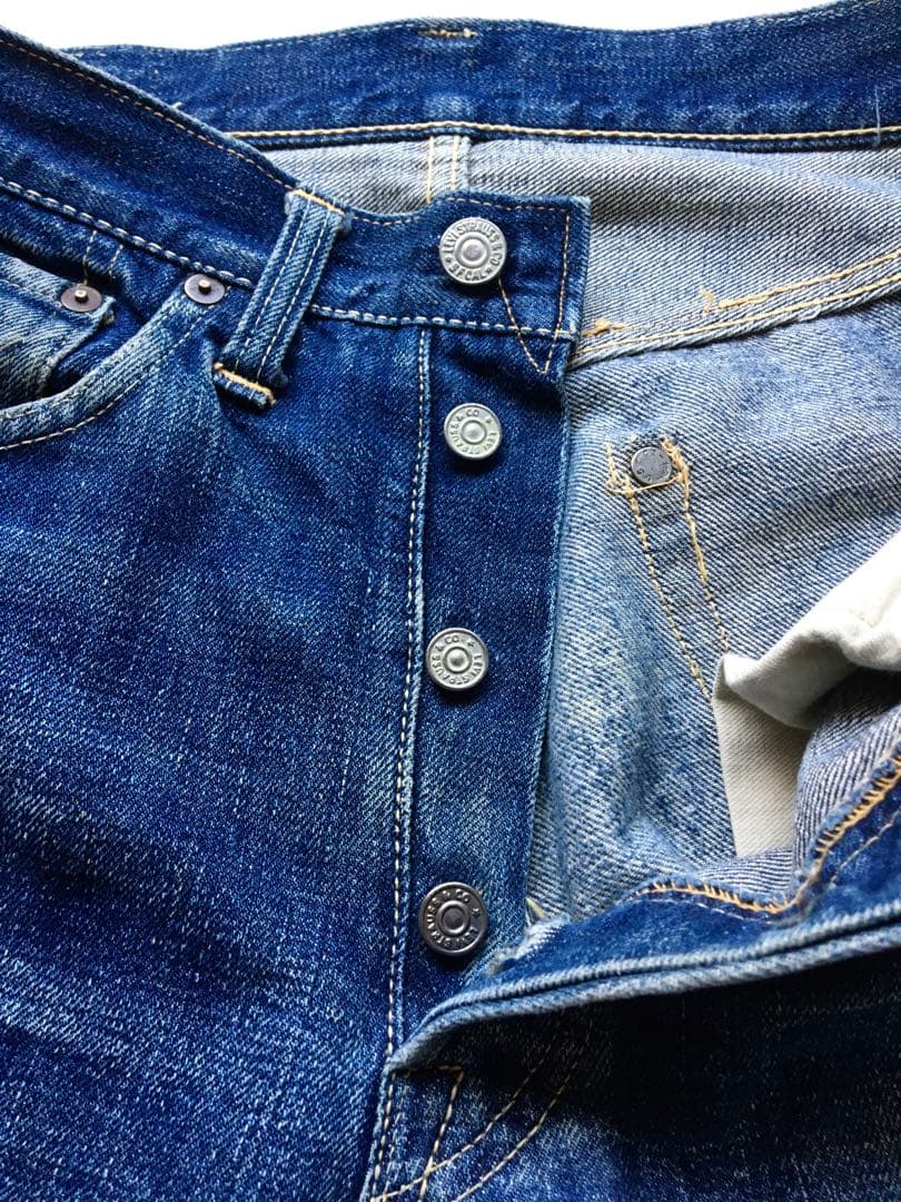 【47モデル】真紺 片面 501XX 31×31 40年代 鬼ヒゲ リーバイス 【47モデル】真紺 片面 501XX 31×31 40年代 鬼ヒゲ リーバイス