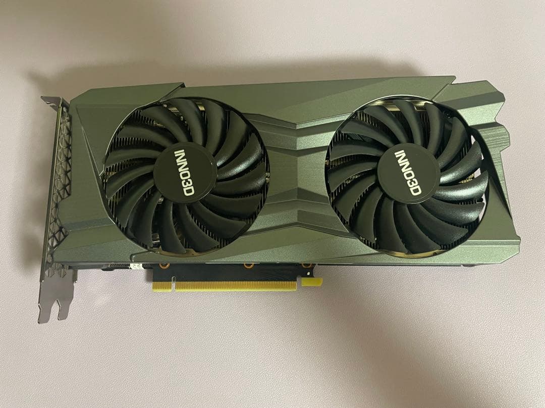 GeForce RTX 3060 ti グラフィックボード目立った傷や汚れなし