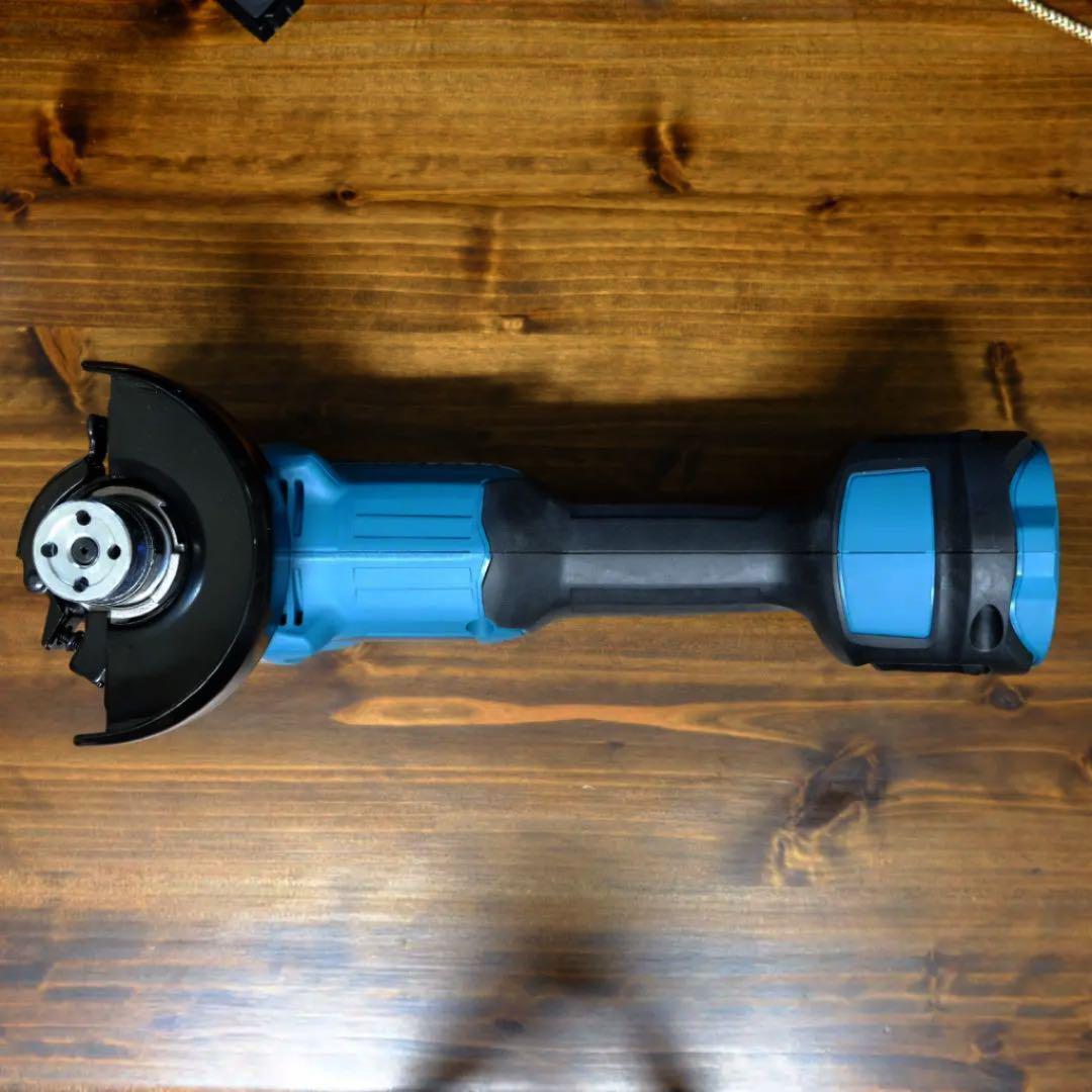 makita 100mm充電式ディスクグラインダー GA404DZN
