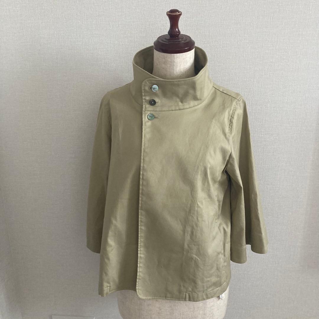 美品✨パラスパレス　vm ベージュコート　ハイネック