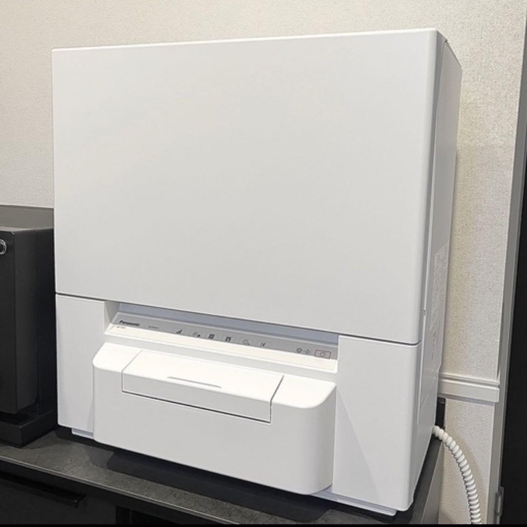 使用期間11ヶ月間|2025年製パナソニック 食器洗い乾燥機 NP-TSP1-WPanasonic