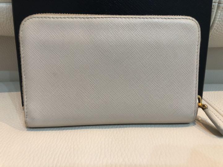 レディース∤ プラダ サフィアーノ ミニ財布 美品 mMnfx-m28805334468 PRADA ラウンドファスナー ㊯にシリアル