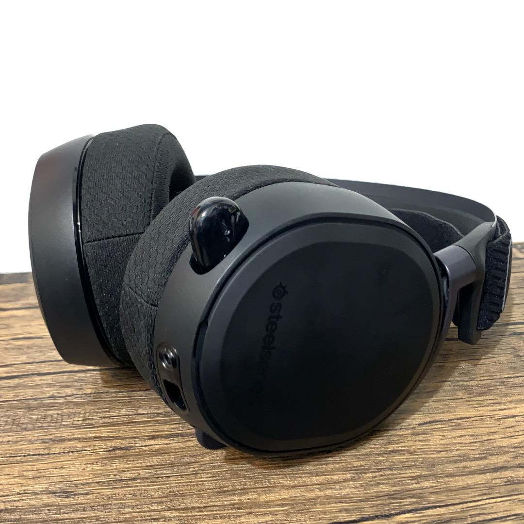 ヘッドホン stealseries ARCTIS PRO + GAMEDAC