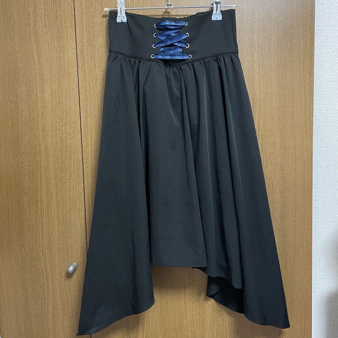 リッスンフレーバー レースアップヘムラインスカート