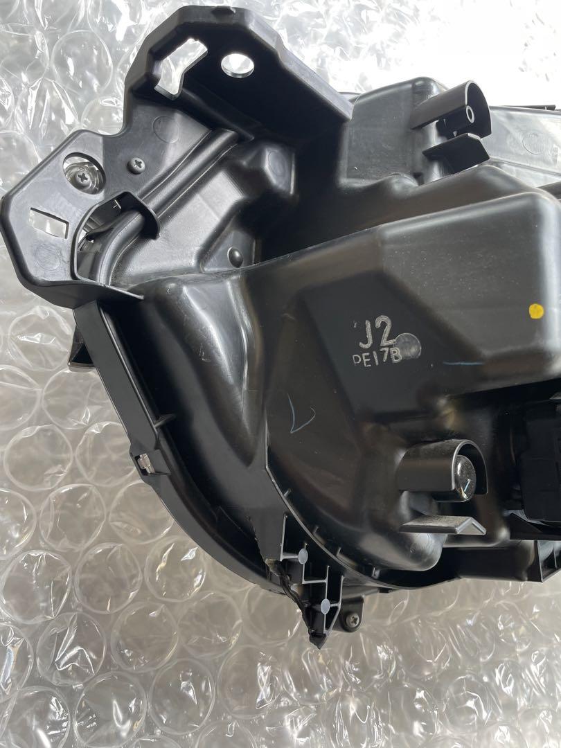 HONDA N-BOX カスタム　ヘッドライト　LED 右　JF3 JF4