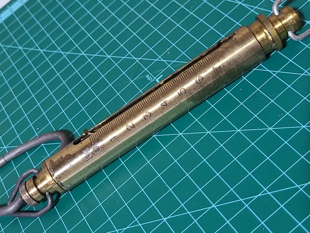 吊しバネ計り　ヴィンテージハンギング　真鍮　釣りスケールUSA-モデル15