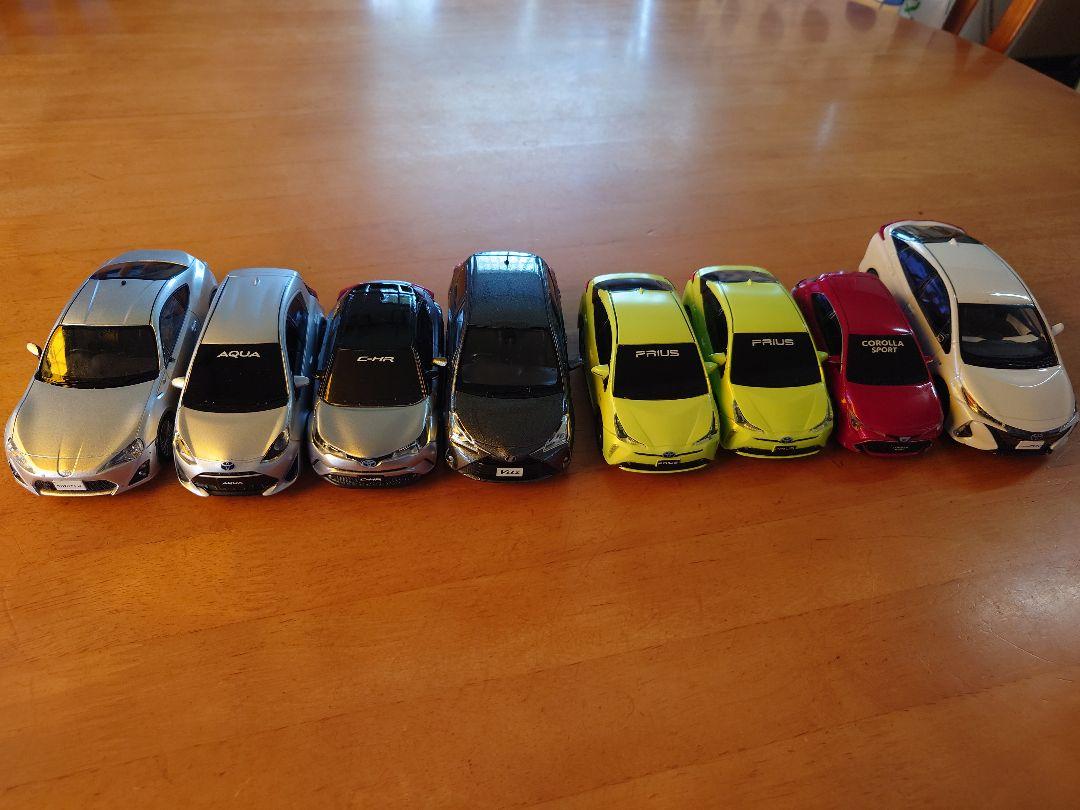 TOYOTA Vanguard ミニカーセット 8台 TOYOTA Vanguard ミニカーセット 8台