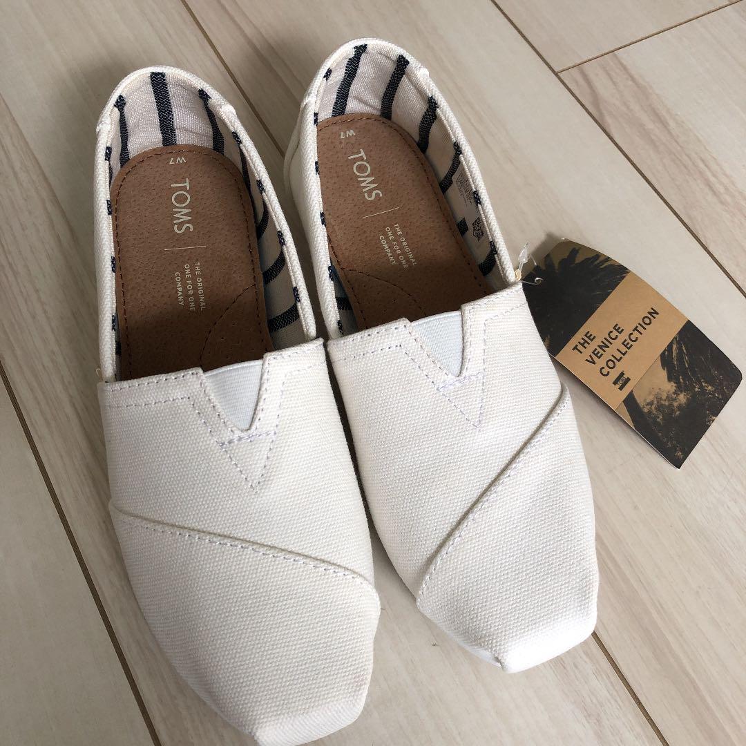 新品 トムス スリッポン ホワイト フラットシューズ