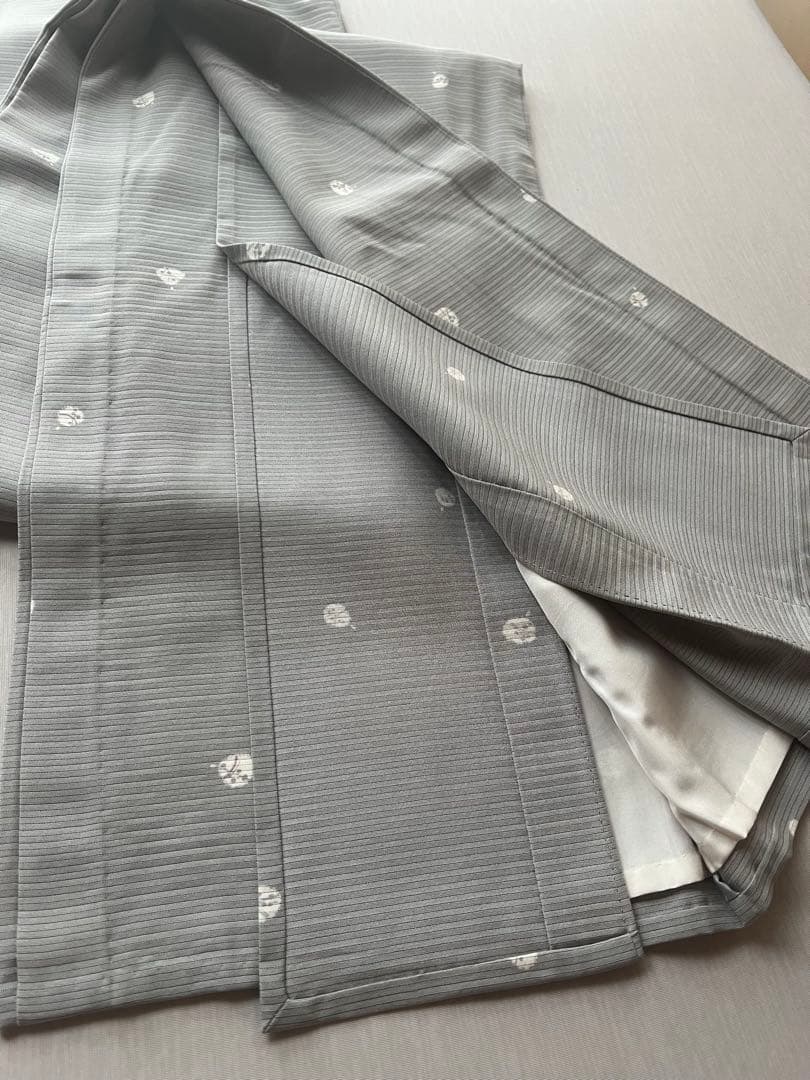 絽　飛び柄小紋　夏着物　グレー　鈴