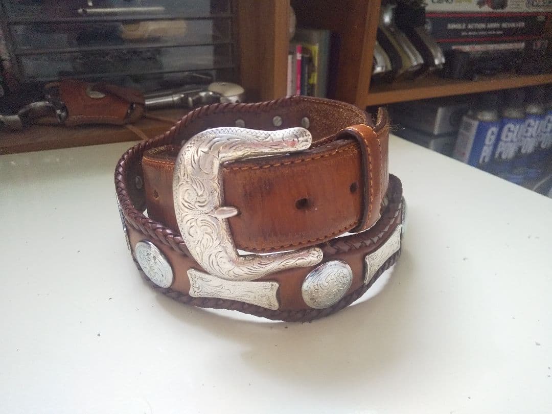 トニーラマ 本革ウエスタンベルト コンチョベルト アメカジ カウボーイ