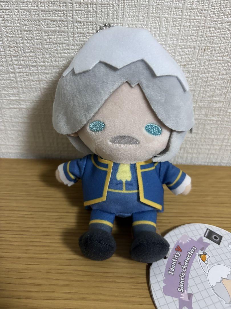 第五人格 サンリオ お座りぬいぐるみ 写真家 ジョゼフ #1