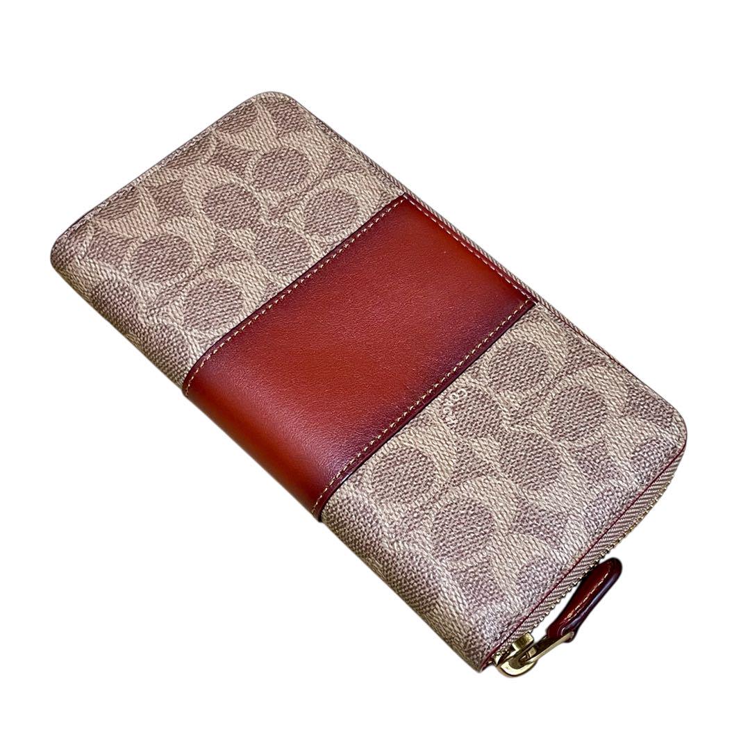 【新品】【ギフトバッグつき】コーチ アコーディオン ジップウォレット 長財布