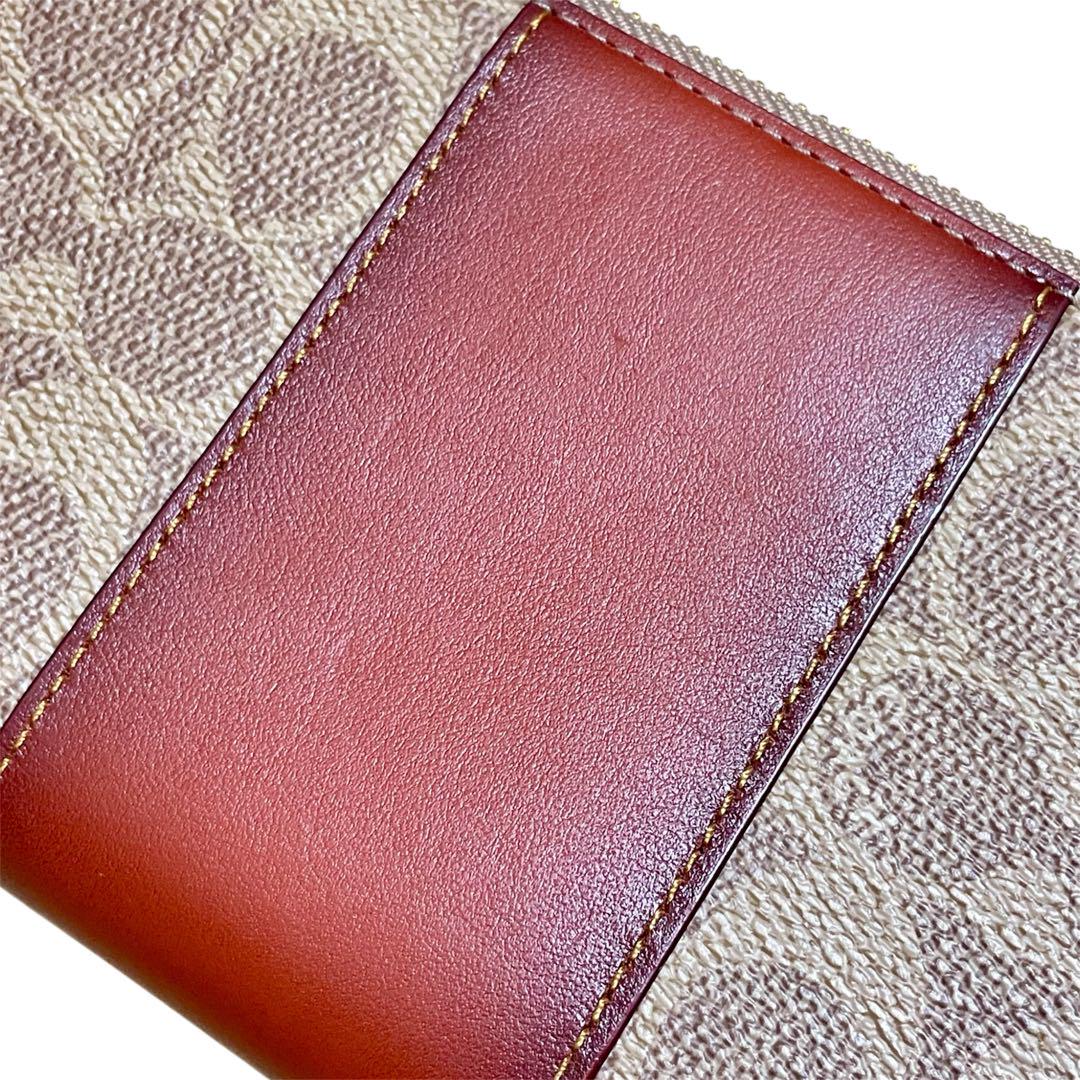 【新品】【ギフトバッグつき】コーチ アコーディオン ジップウォレット 長財布