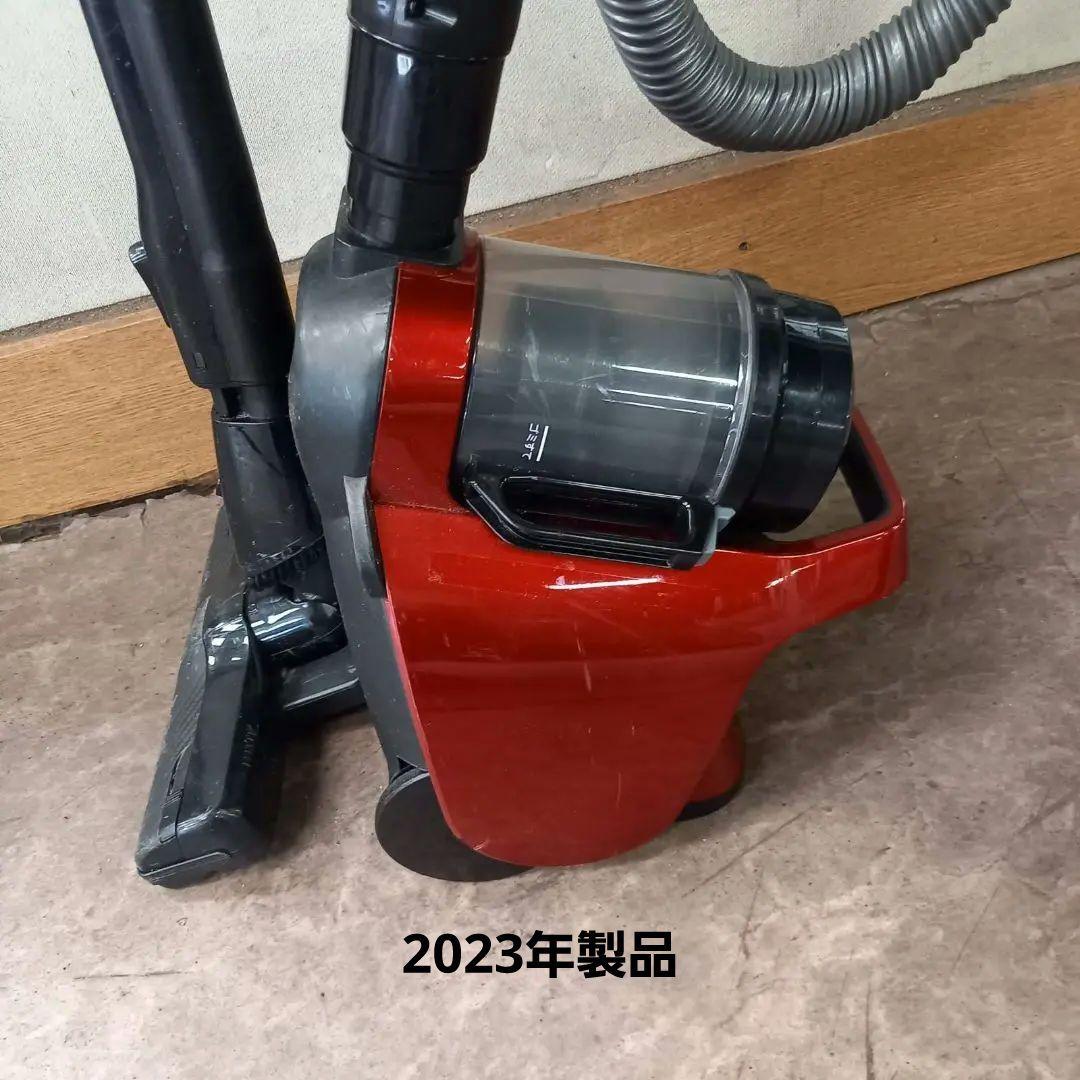 東芝　サイクロン掃除機 　可動品 VC - CF31(R)2023年製　外装傷有