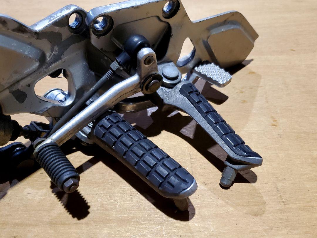 ZZR1100-D ステップ 左右セット 付属品付 流用にも！ ZX11