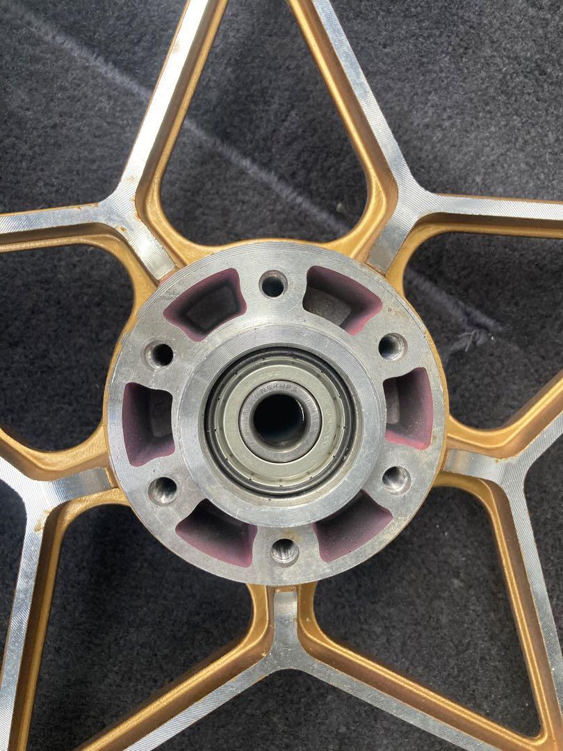 希少 gs125 キャストホイール 星型キャスト フロントホイール