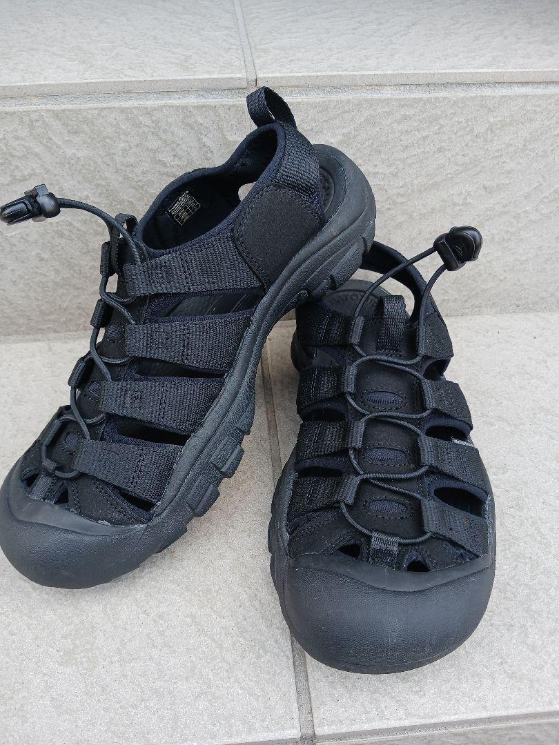 靴 KEEN NEWPORT H2 TRIPLE BLACK 28cm