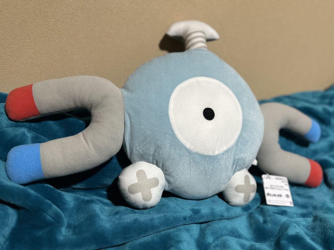 ピカチュウ ぬいぐるみ 4体セット + コイルクッション