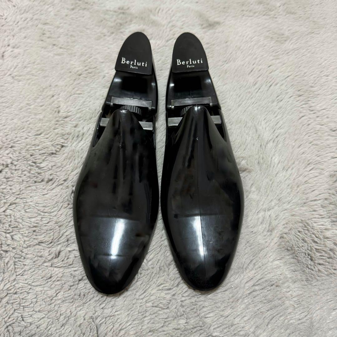 ベルルッティ　シューキーパー　43〜44