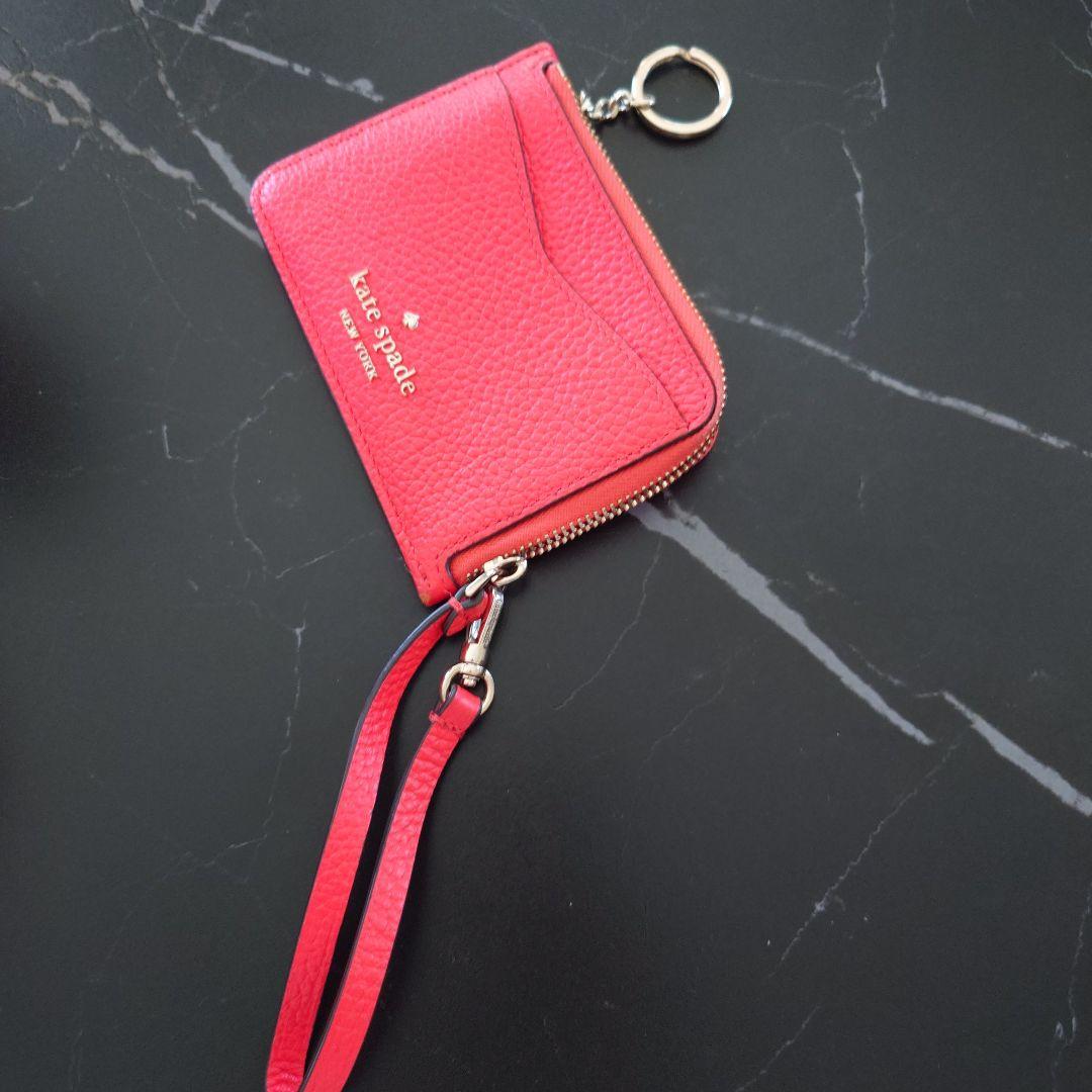 kate spade レッド パスケース