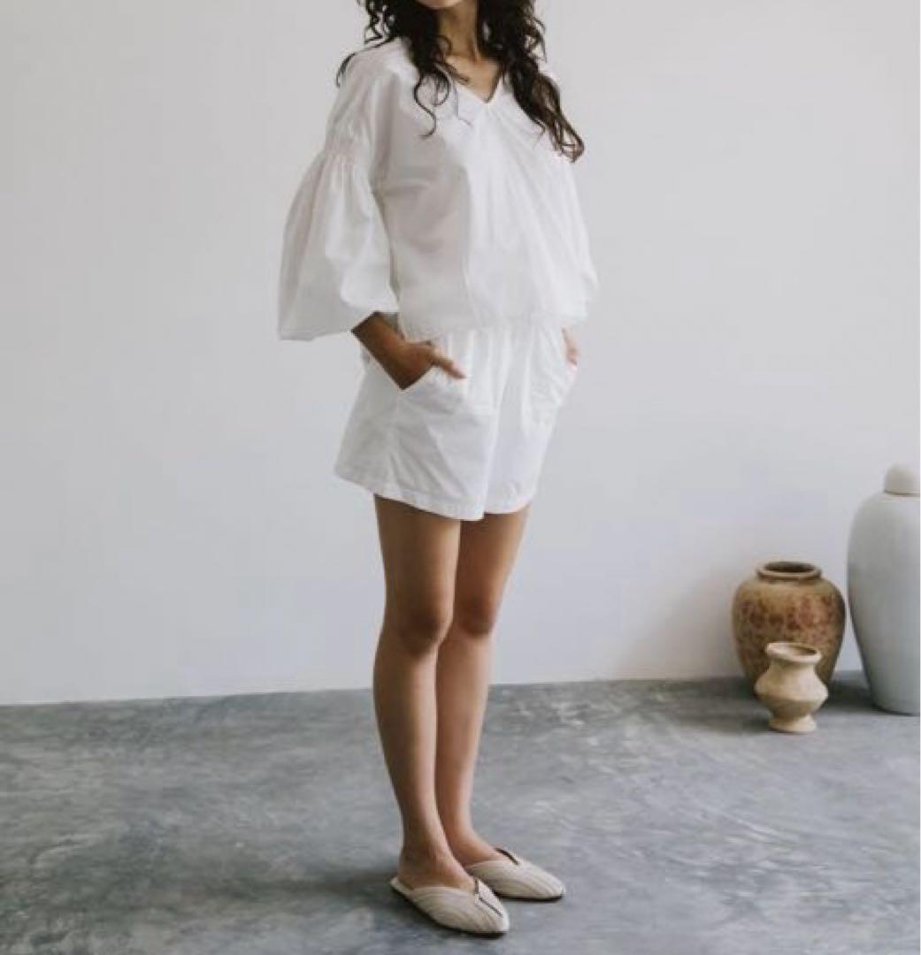 ✿ at