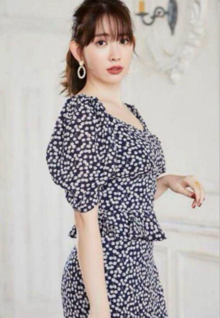 Herlipto Cherry Pattern Two Piece NAVYS・Herlipto