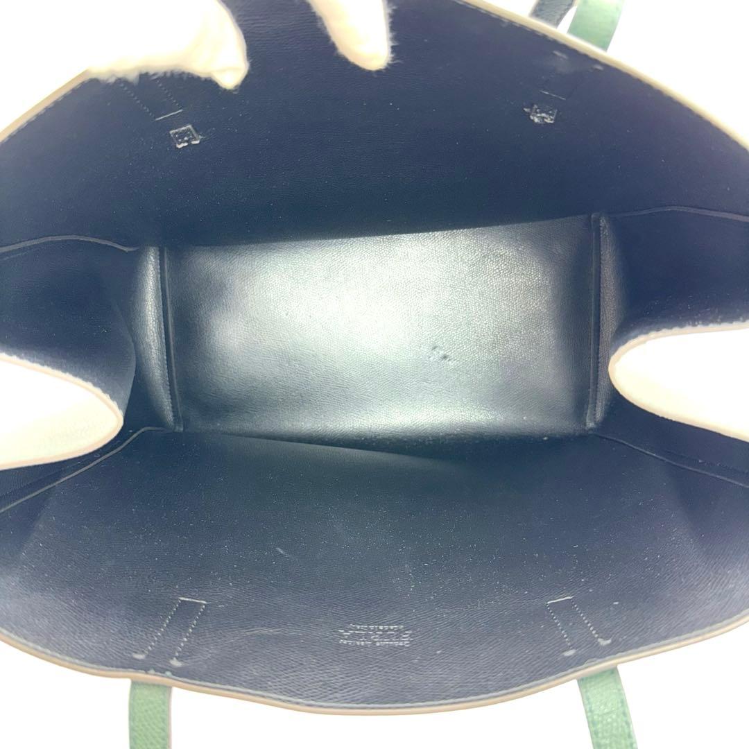 ✨極美品✨ フルラ ジョーヴェ Giove トートバッグ A4可 グリーン ✨極美品✨ フルラ ジョーヴェ Giove トートバッグ A4可 グリーン