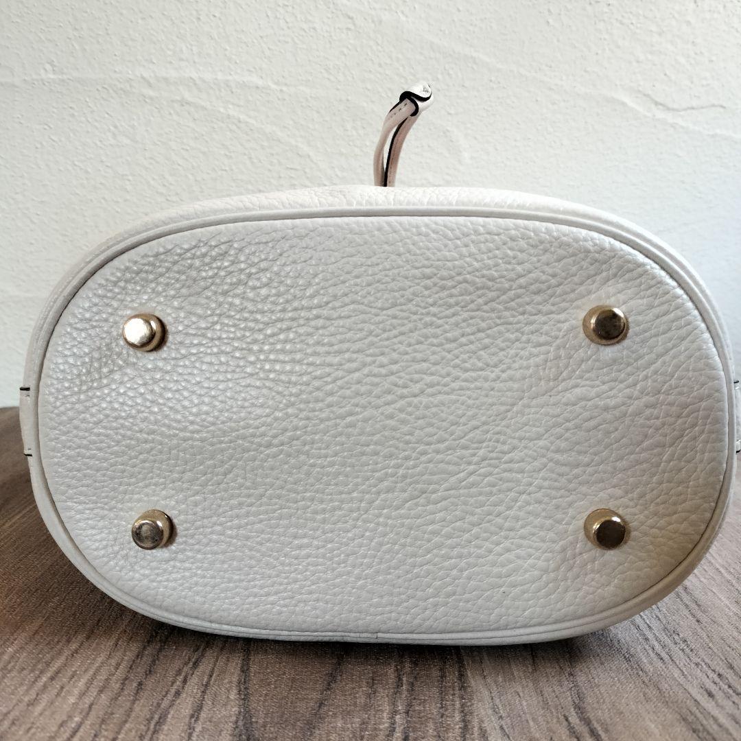 美品✨COACH コーチ デンプシー シグネチャー 2way 巾着バッグ レザー 美品✨COACH コーチ デンプシー シグネチャー 2way 巾着バッグ レザー